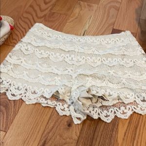 Cream Lace shorts